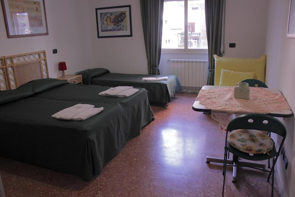 Aparthotel Tourist House Roma Zimmer foto