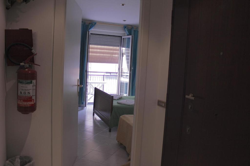 Aparthotel Tourist House Roma Zimmer foto